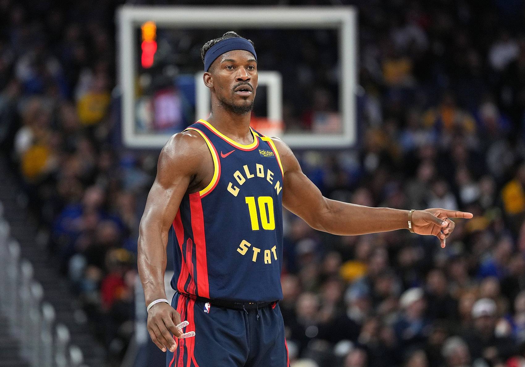 九游体育官方网站巴特勒重要时刻最后时刻胜出,巴塞罗那带队取胜!