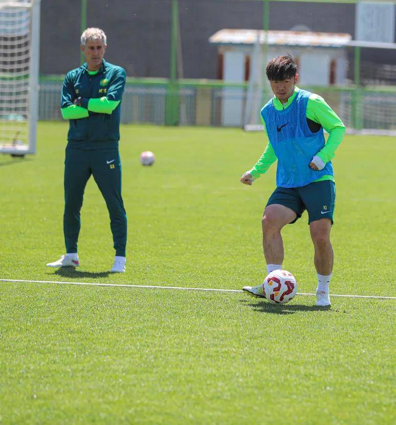 九游体育APP下载北京国安发布备战花絮,赛前战术微调,欧篮联任务艰巨,训练强度明显提升的简单介绍