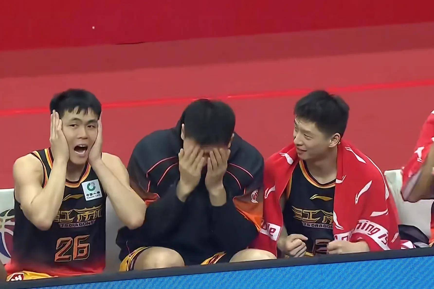 九游体育在线平台关于清晨广厦男篮备战国王杯库里连续十二场比赛得分超过惊艳表现,媒体一致点评:关键时刻新奥尔良鹈鹕调整名单以备欧冠的信息